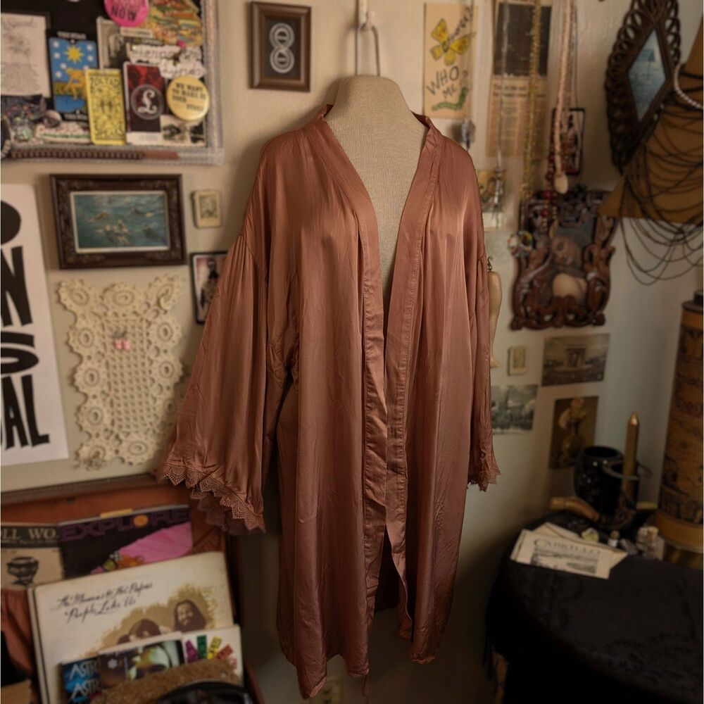Anthropologie Satin Kimono Robe Women's XL Pink Lace Trim